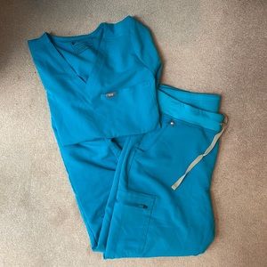 FIGS TEAL SCRUB SET